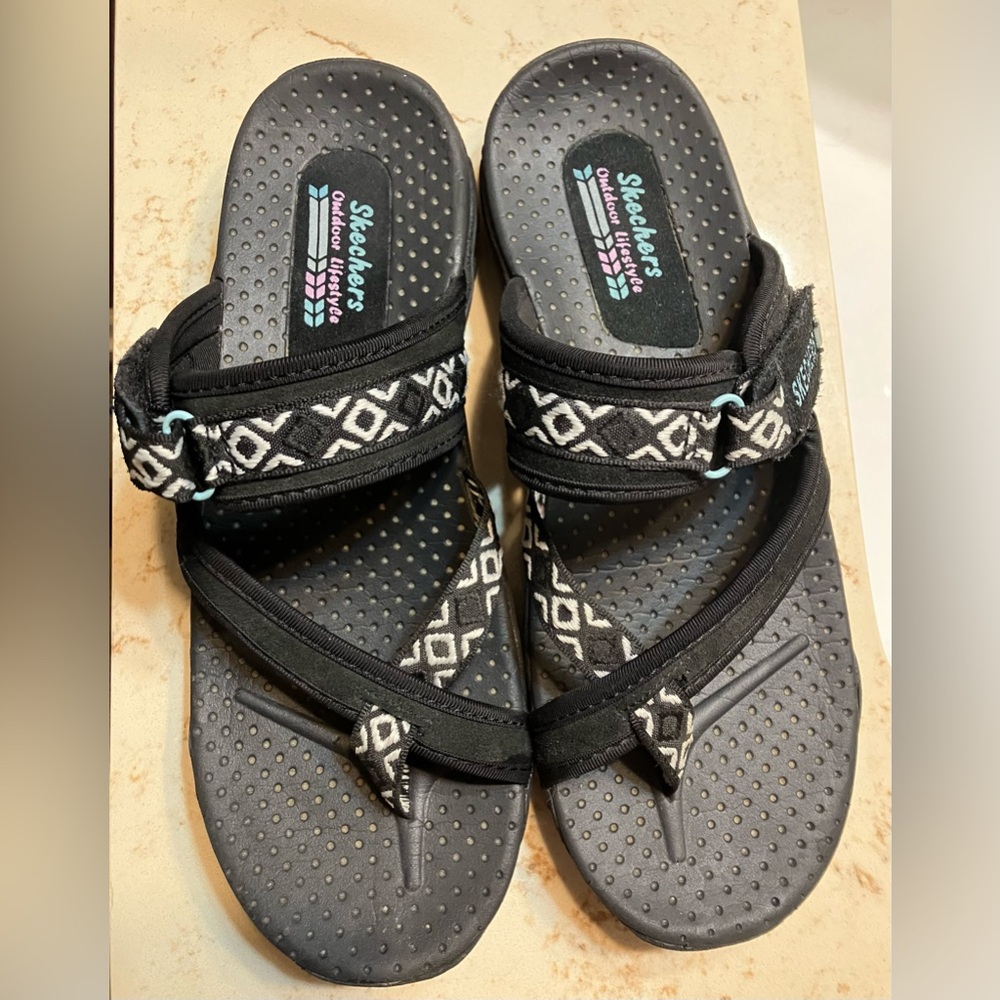 Skechers Reggae Trailway sandals, 8